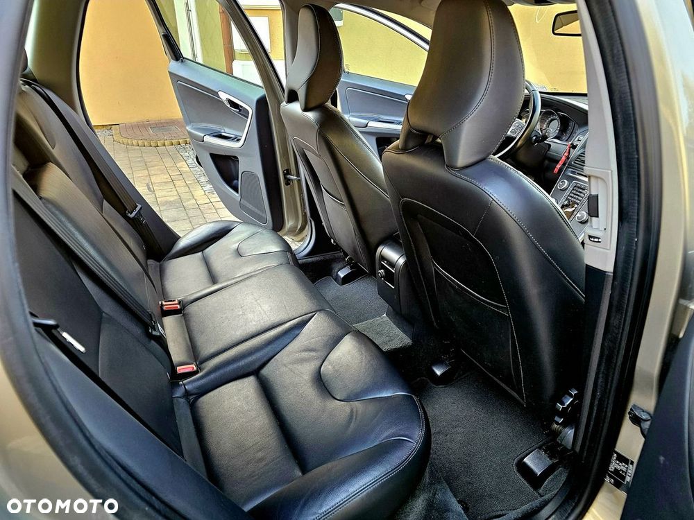 Volvo XC 60 - 13