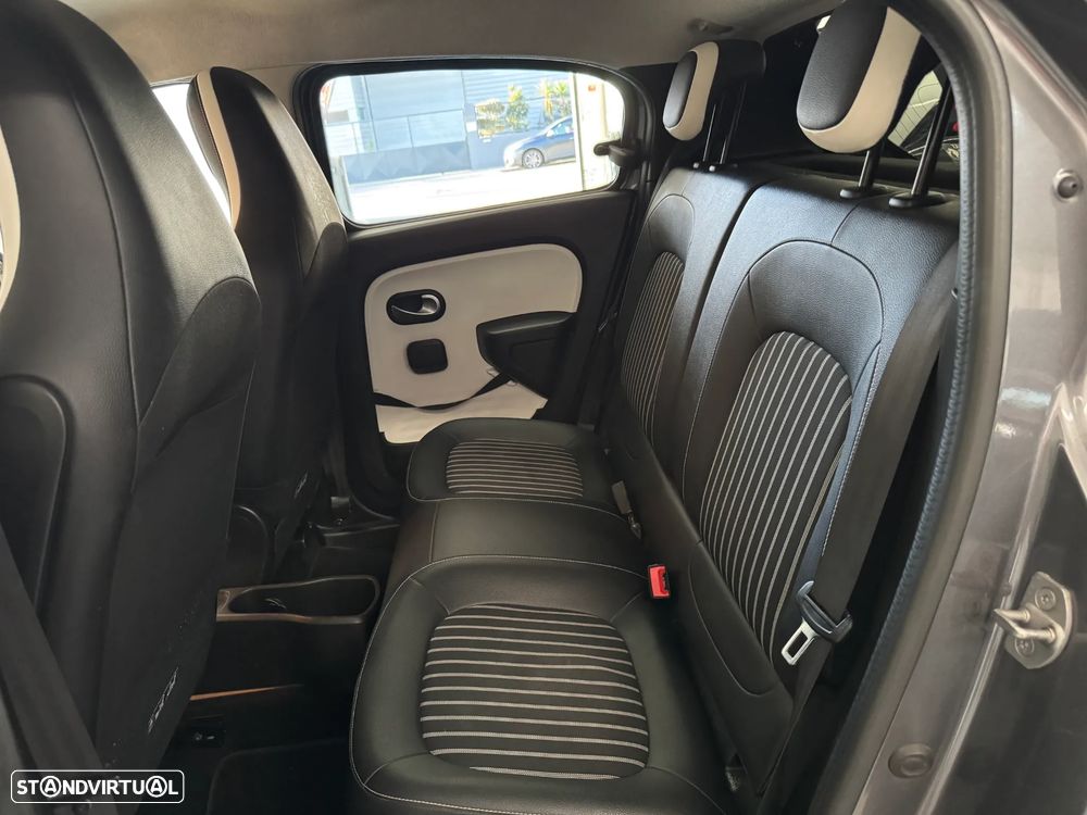 Renault Twingo TCE 90 INTENS - 24