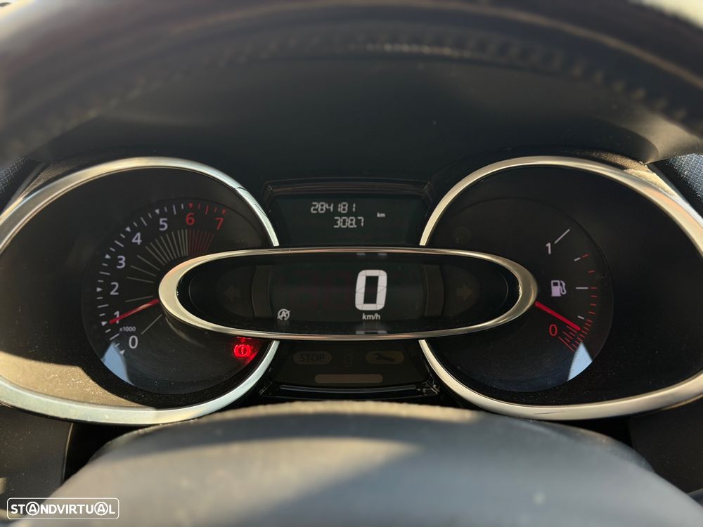 Renault Clio Sport Tourer 0.9 TCe Limited - 23