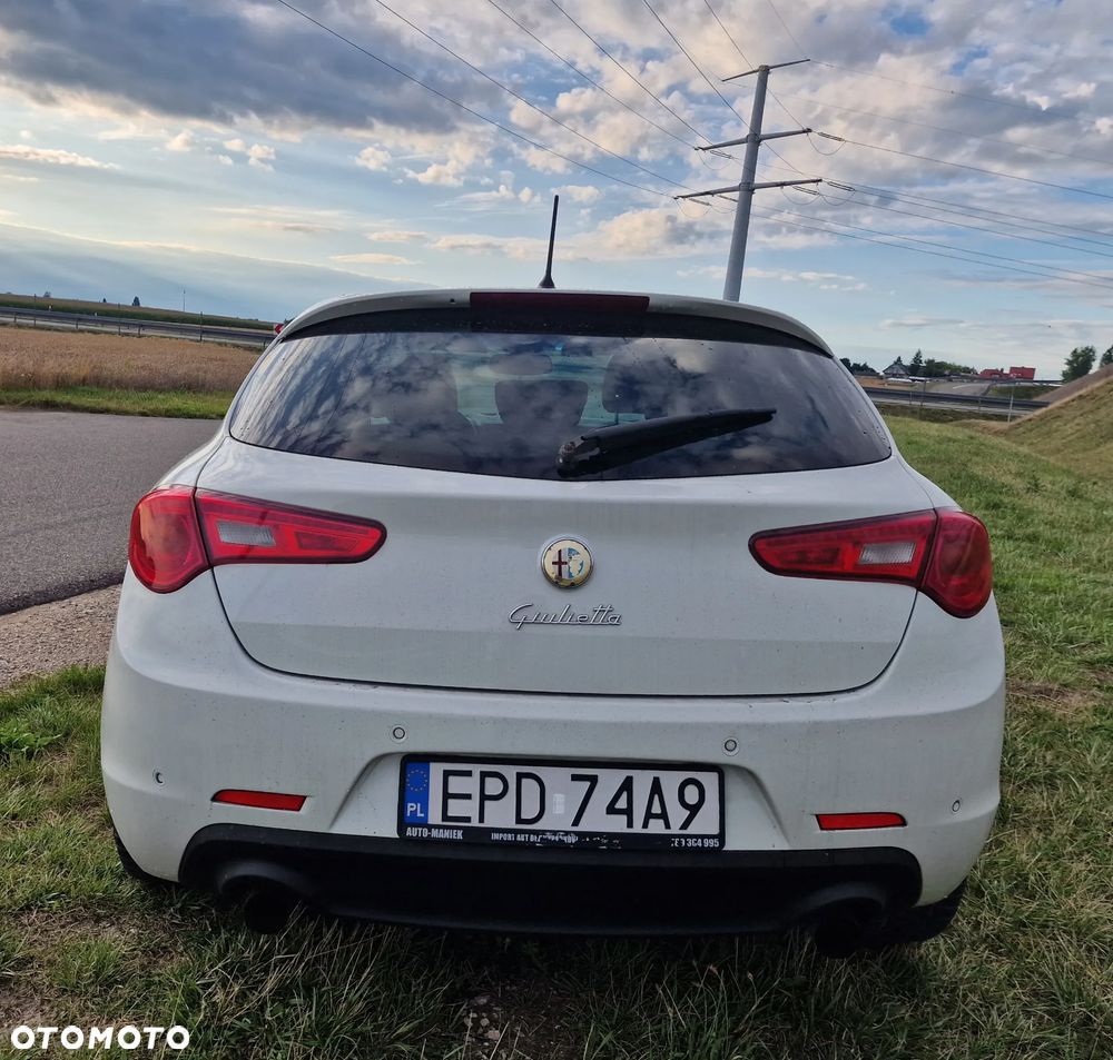 Alfa Romeo Giulietta 2.0 JTDM Distinctive - 22