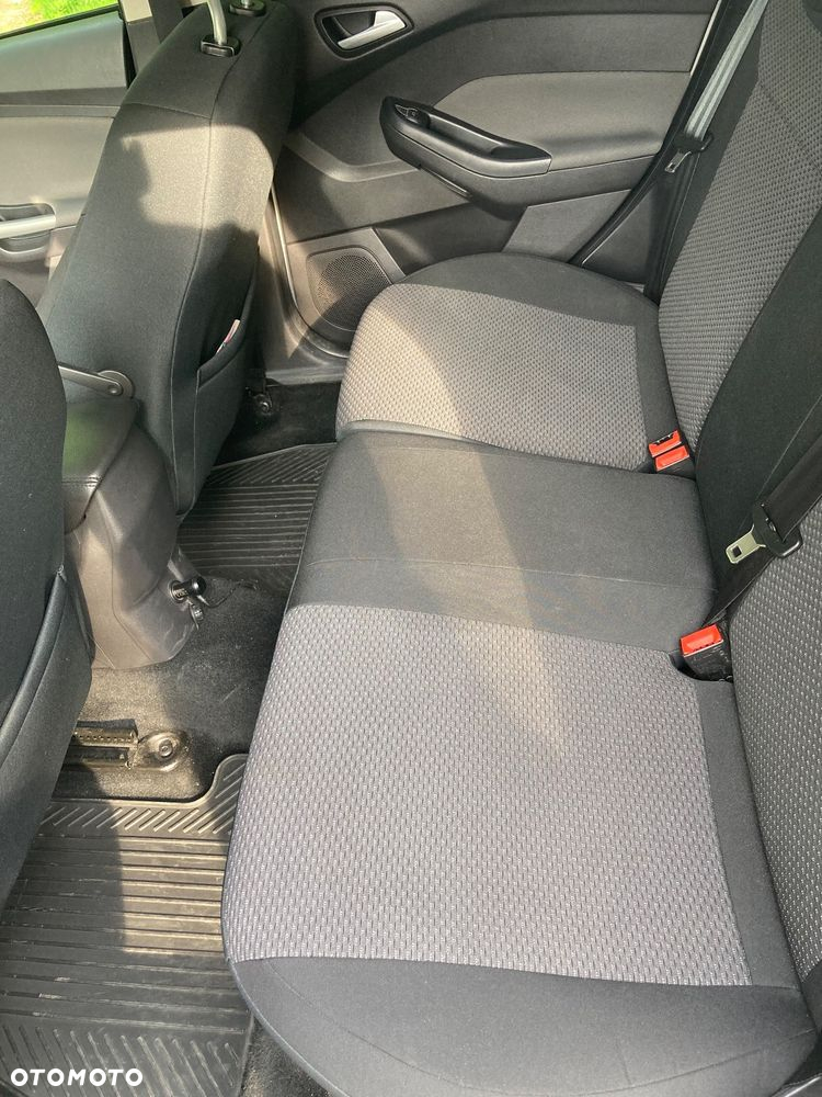 Ford Focus 1.6 TDCi Trend - 6