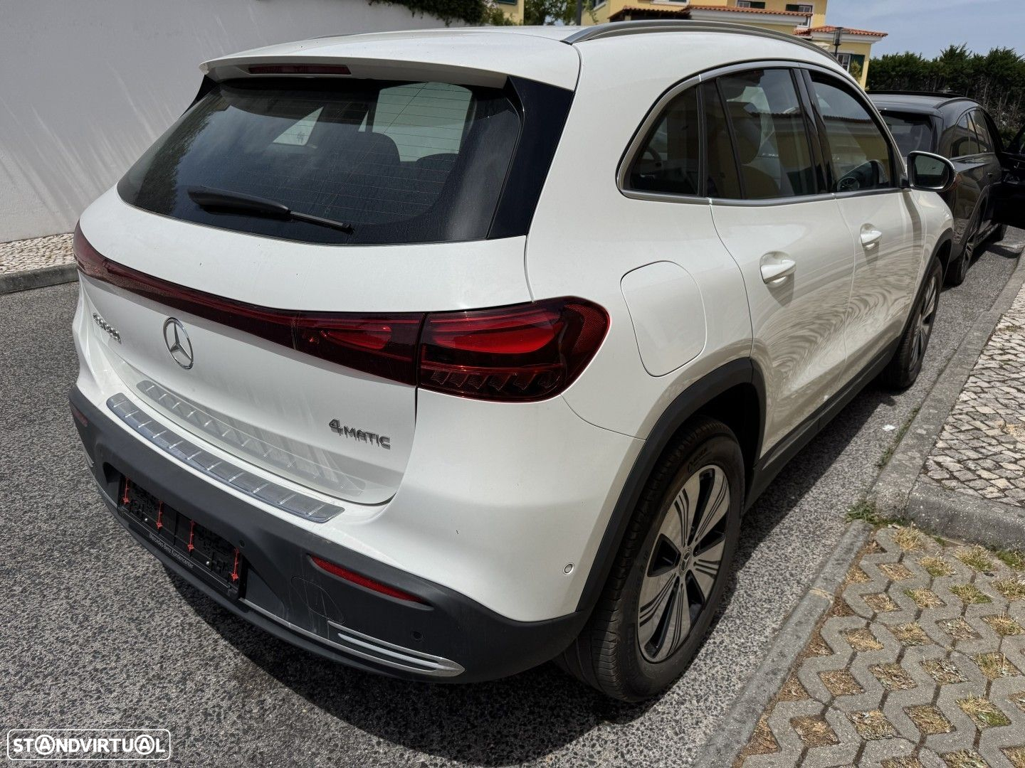 Mercedes-Benz EQA 300 4Matic Progressive - 3