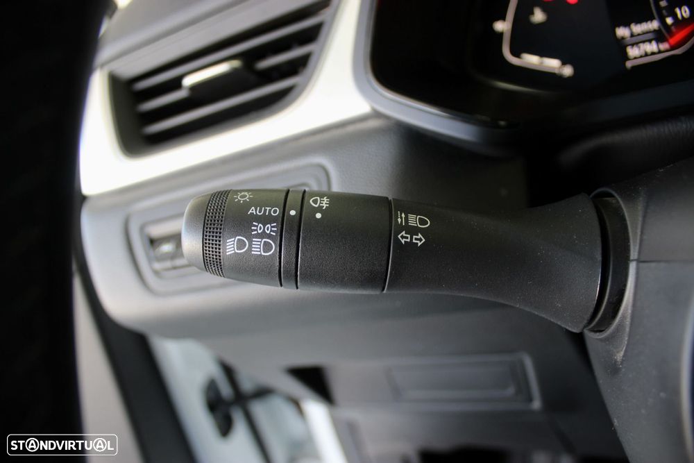 Renault Captur 1.0 TCe Exclusive - 18