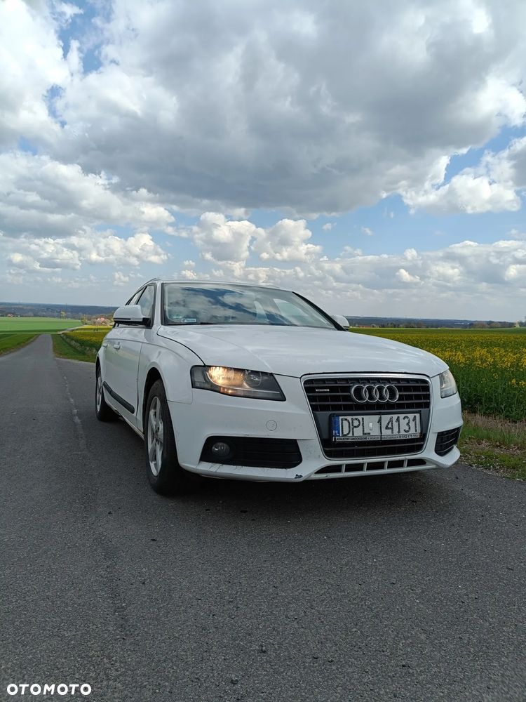 Audi A4 Avant 2.0 TDI - 11