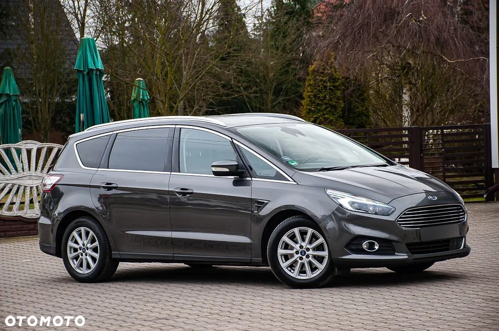 Ford S-Max 2.0 TDCi Titanium PowerShift - 9