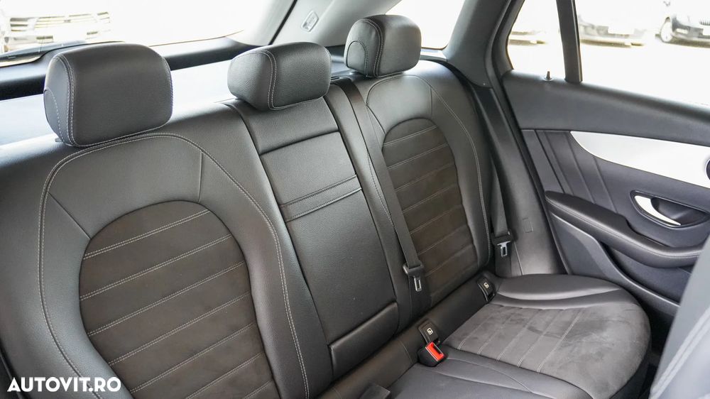 Mercedes-Benz GLC 220 d 4Matic 9G-TRONIC - 28