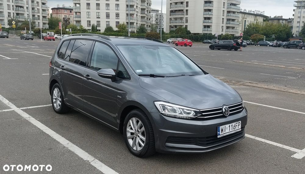 Volkswagen Touran 1.4 TSI BMT Comfortline DSG - 5