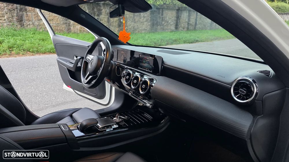 Mercedes-Benz A 180 d 7G-DCT AMG Line - 28