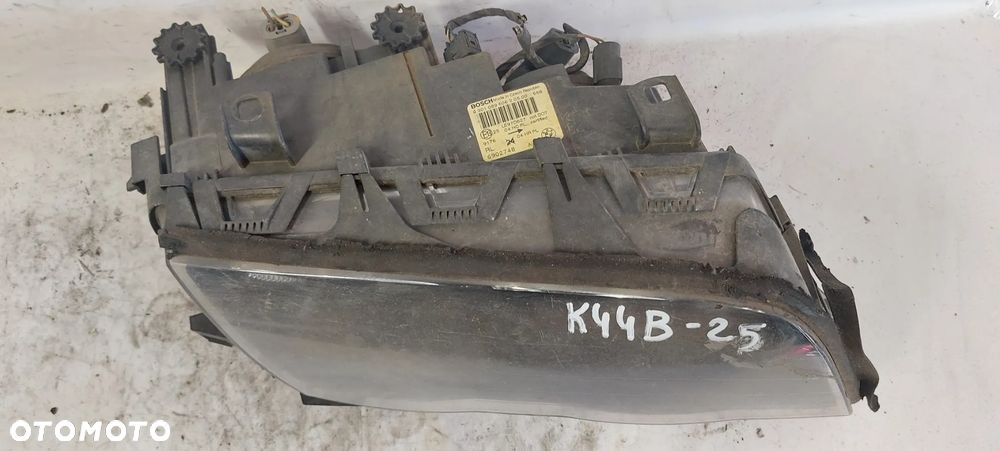 .  PRZOD PRZEDNIA LAMPA PRAWA  BMW E46 COUPE - 2