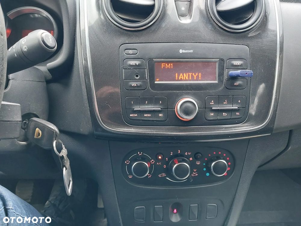 Dacia Sandero SCe 75 Comfort - 5