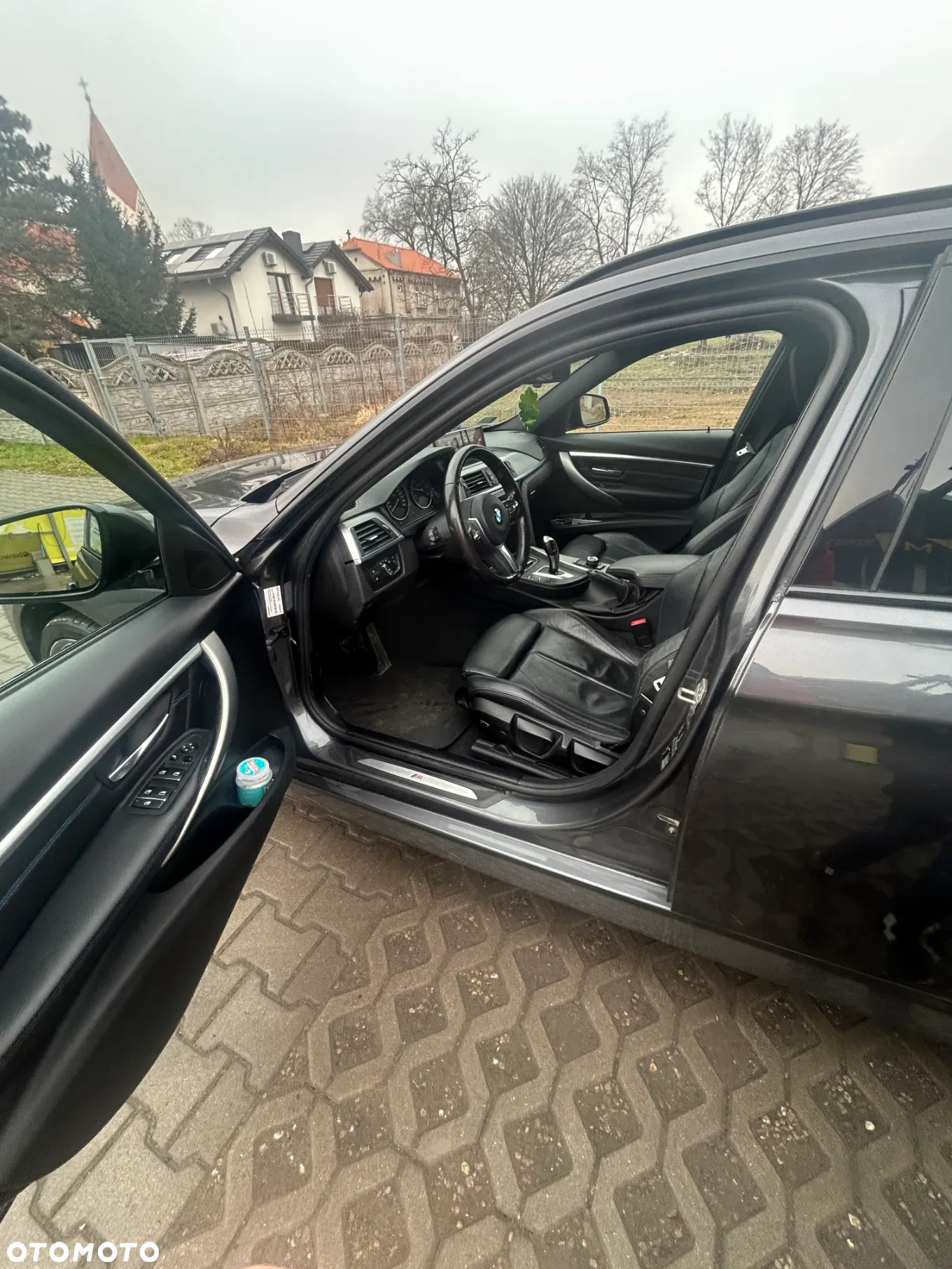 BMW Seria 3 320d - 25