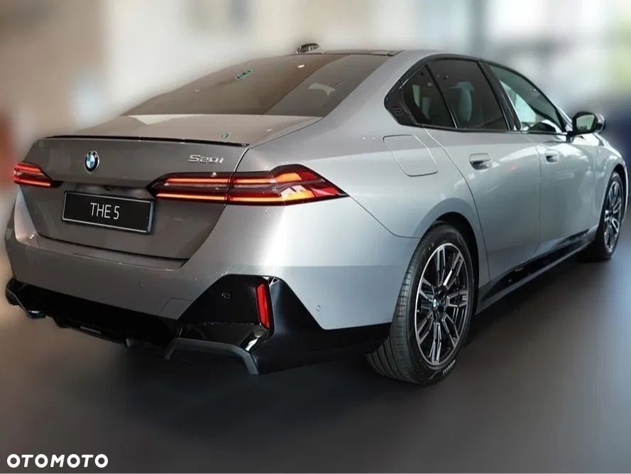 BMW Seria 5 520d xDrive mHEV M Sport - 4