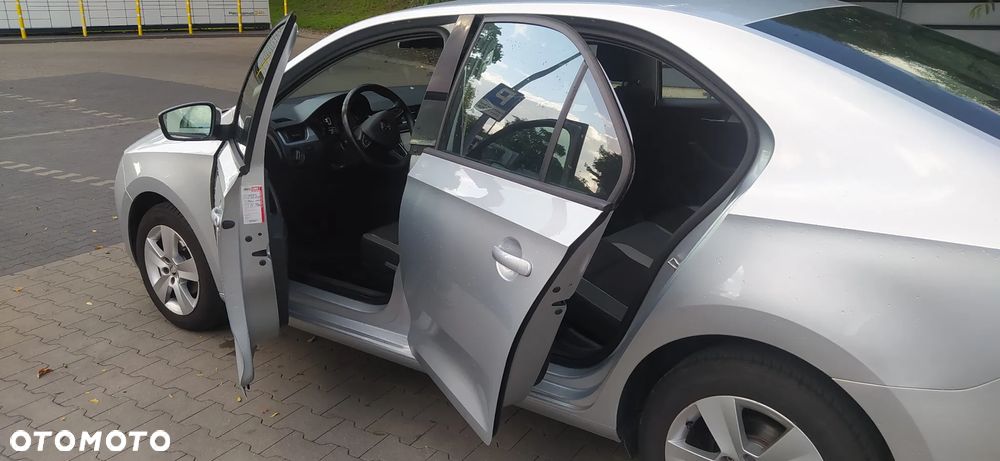 Skoda RAPID 1.0 TSI Active - 16