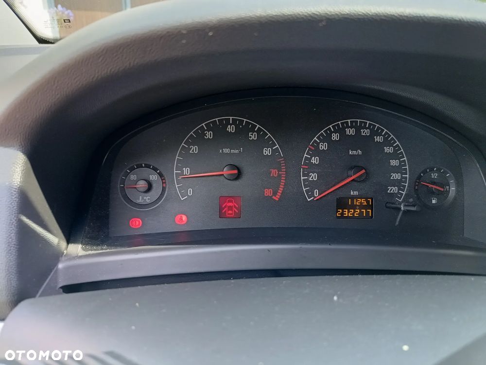 Opel Vectra 1.8 - 8