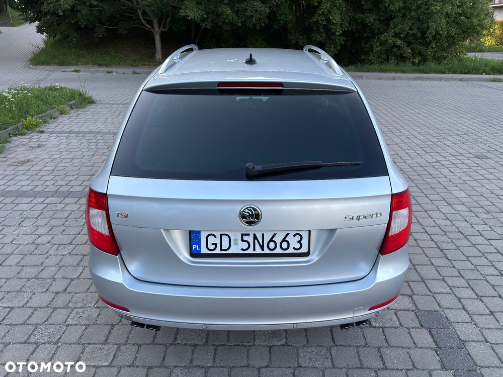 Skoda Superb 2.0 TSI Elegance DSG - 6