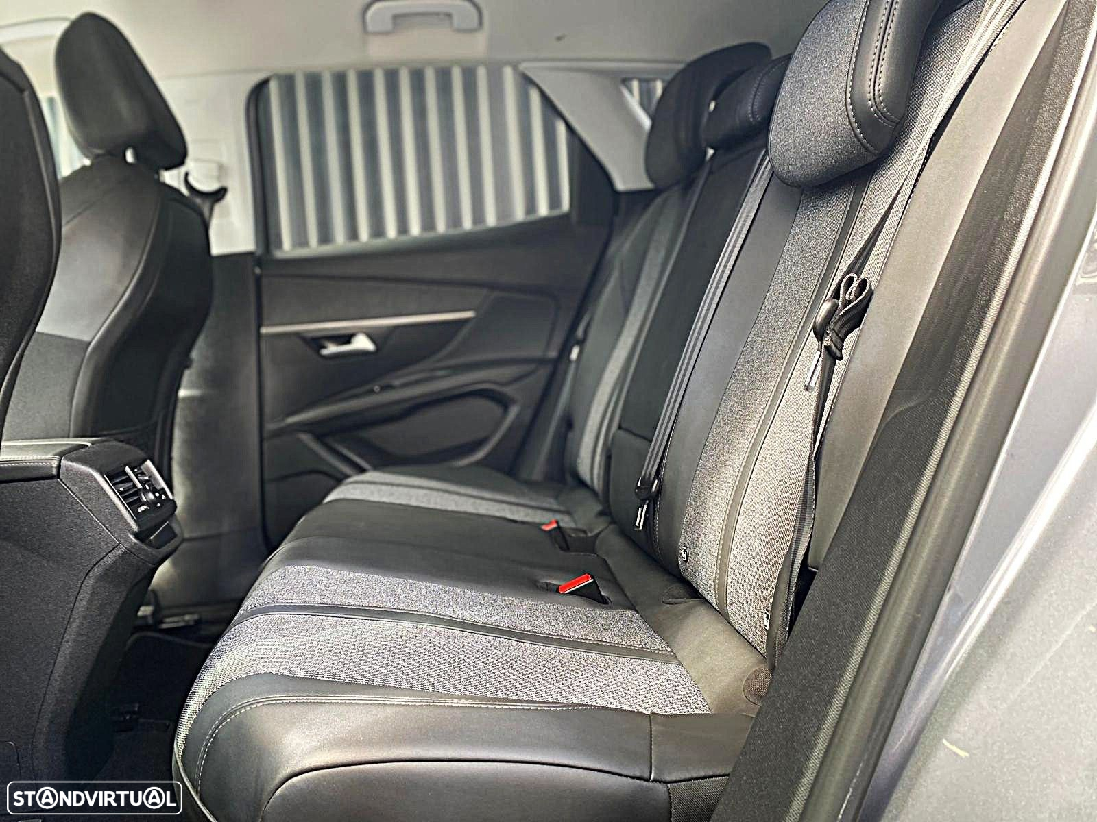 Peugeot 3008 1.2 PureTech Allure Pack EAT8 - 12