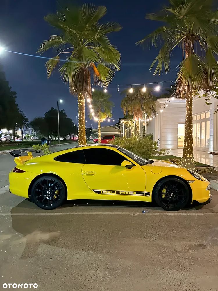 Porsche 911 Carrera 4 PDK - 8