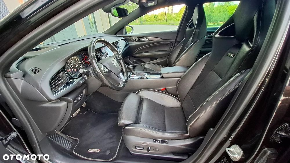 Opel Insignia 2.0 CDTI 4x4 GSi S&S - 20