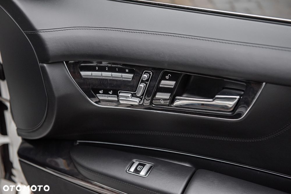 Mercedes-Benz CL 63 AMG 7G-TRONIC - 15