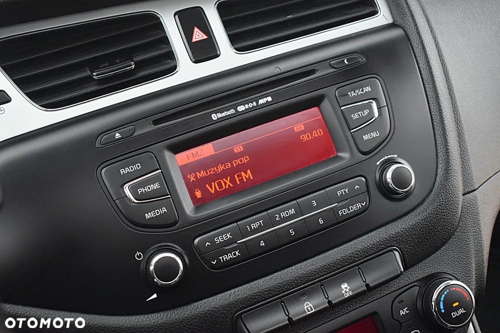 Kia Ceed Cee'd 1.6 CRDi S - 26