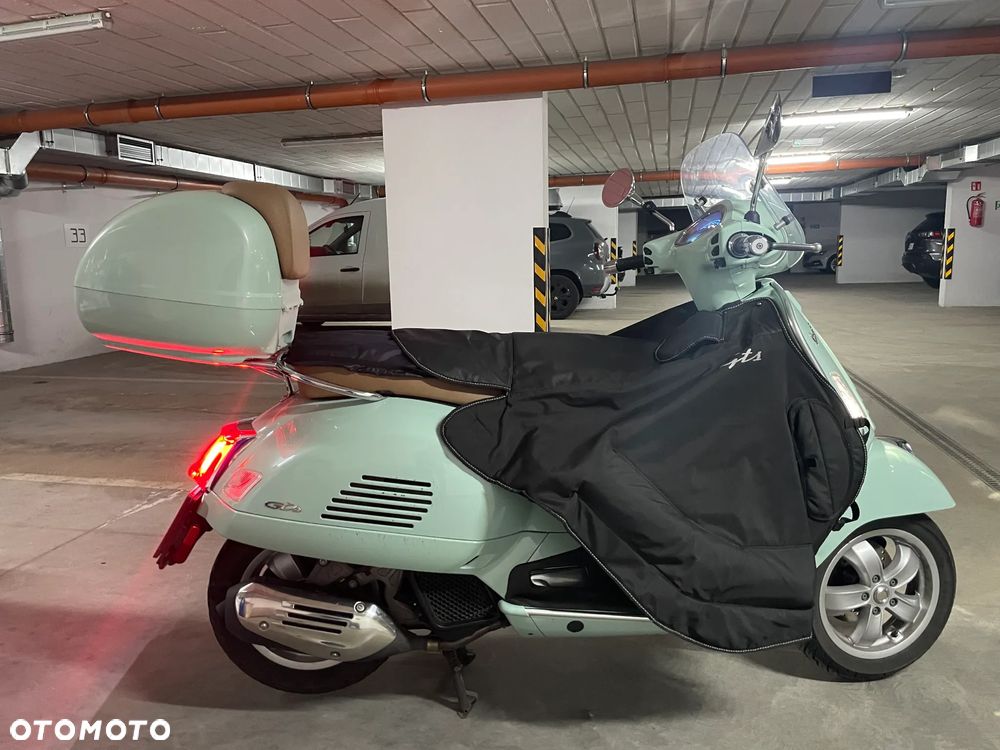 Vespa GTS - 5