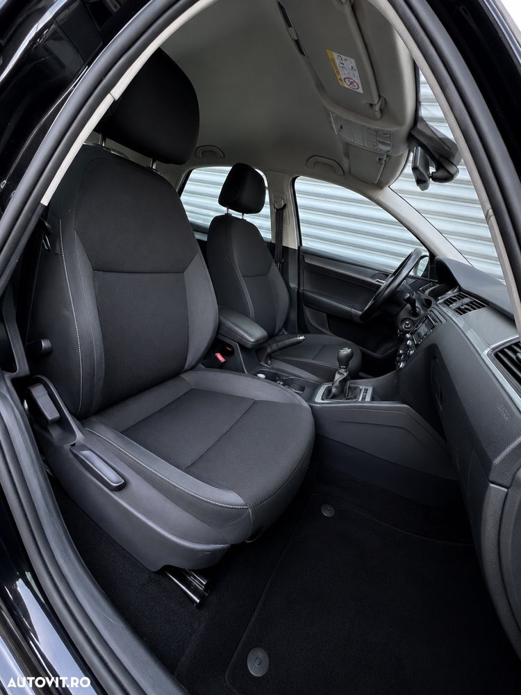 Skoda RAPID - 19