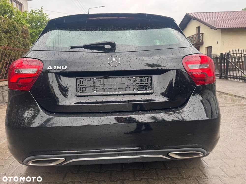 Mercedes-Benz Klasa A 180 7G-DCT AMG Line - 29