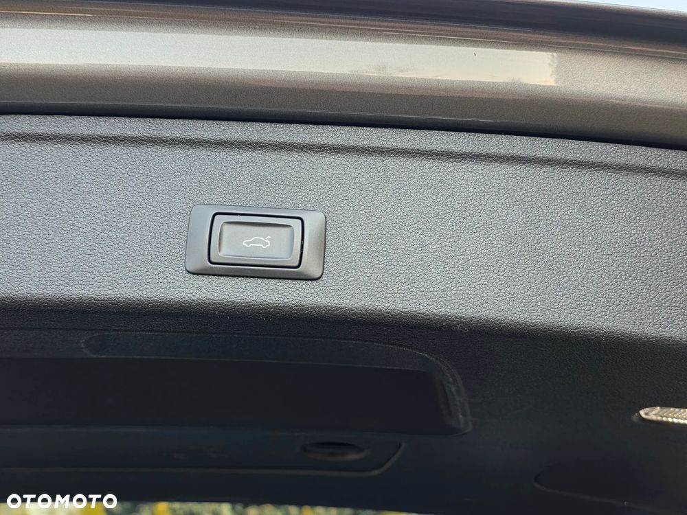 Audi A4 Avant 40 TDI S tronic sport - 31