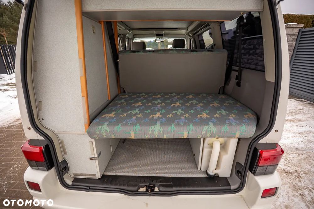 Volkswagen California - 18