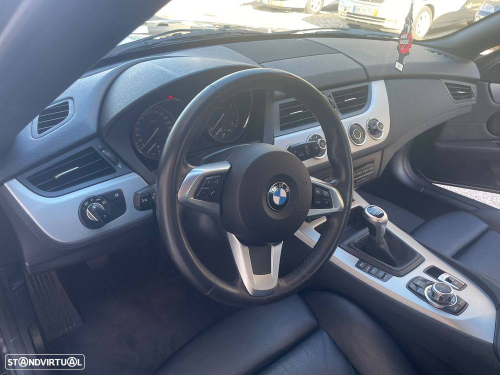 BMW Z4 sDrive20i - 9
