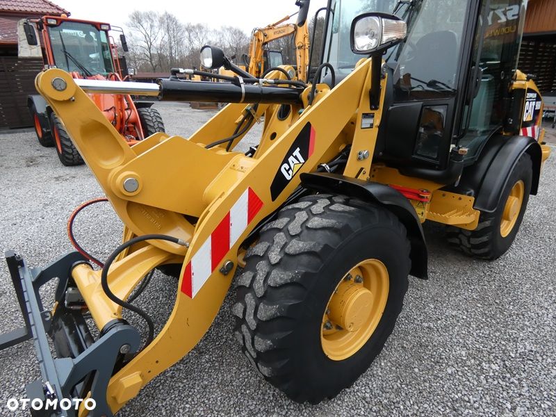 Caterpillar CAT 906M z Niemiec / 2018r / Super Stan / - 27