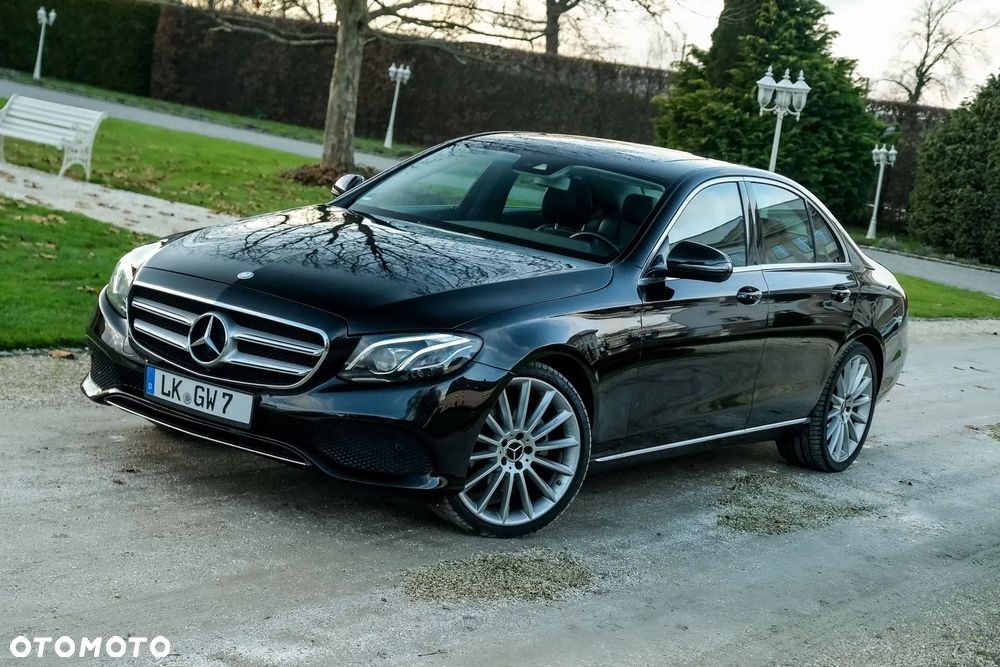 Mercedes-Benz Klasa E 220 d 9G-TRONIC - 29