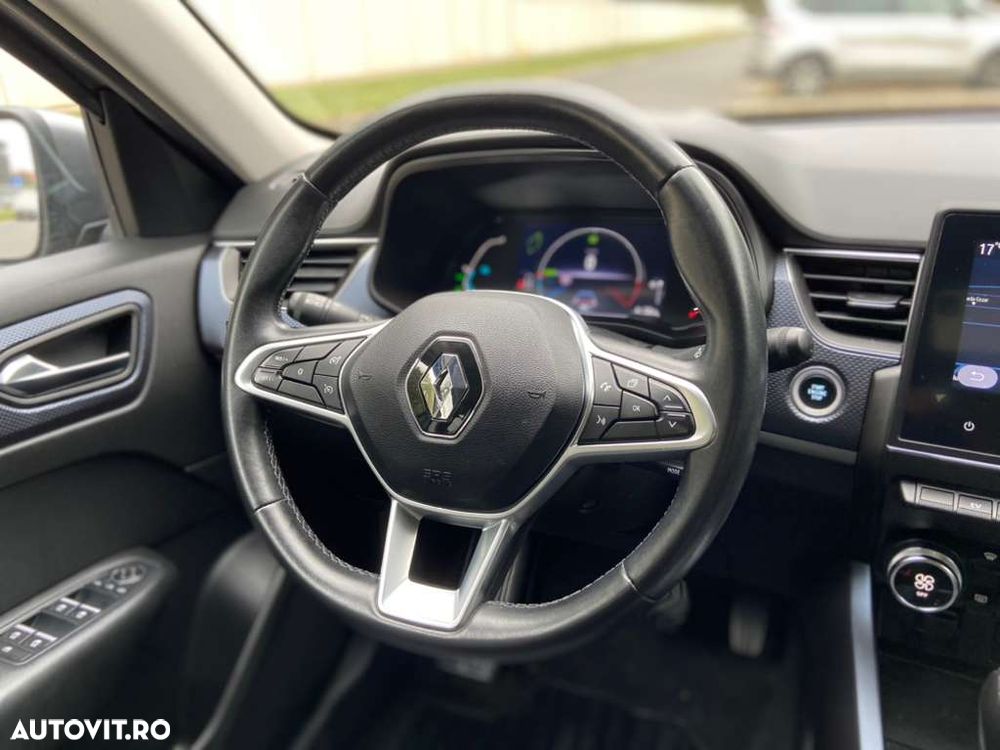 Renault Arkana E-TECH 145 Evolution - 23