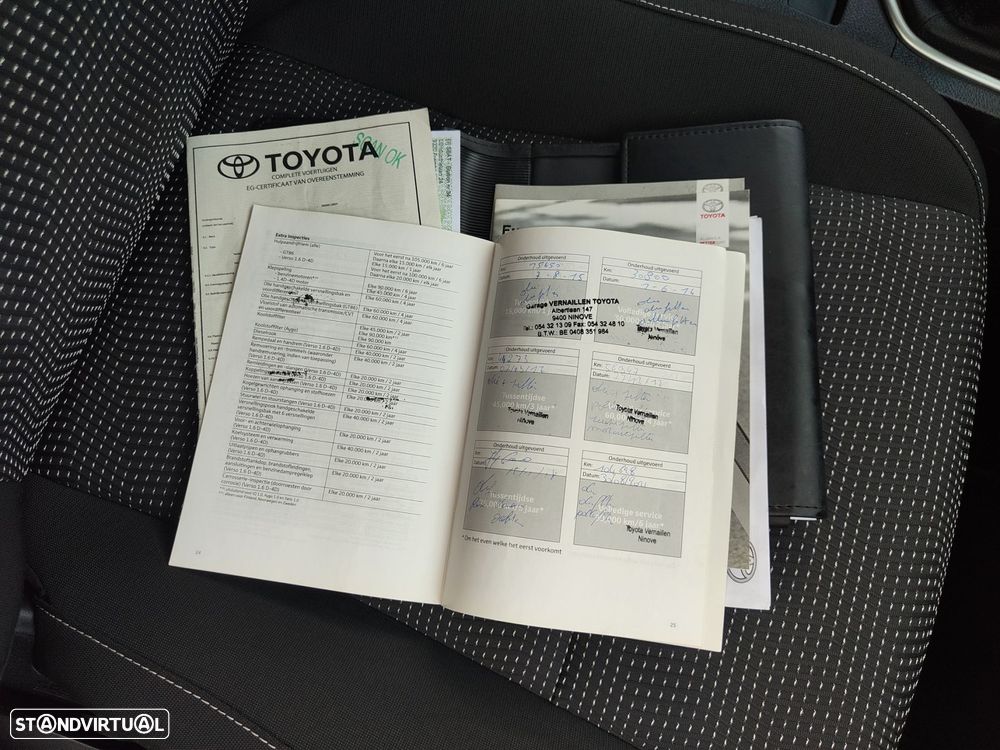 Toyota Auris 1.4 D-4D Com.+P.Sport+Navi - 48