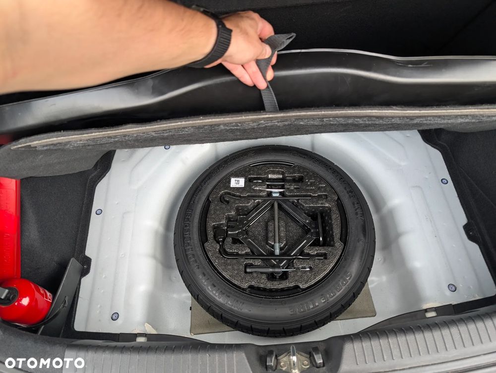 Kia Ceed 1.6 GDI M - 12