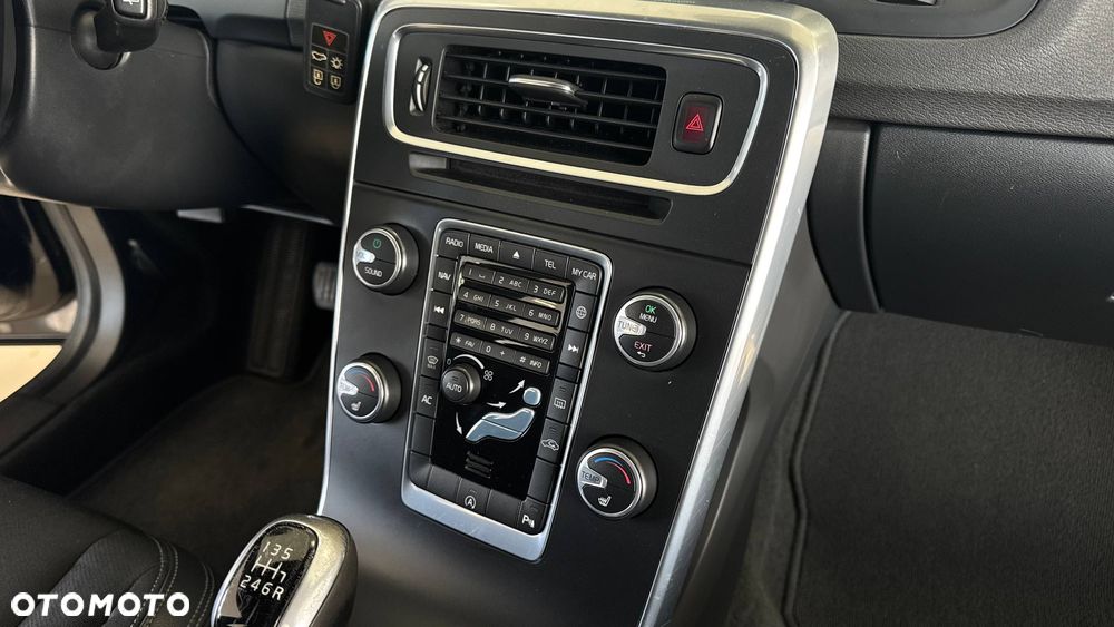 Volvo V60 - 36