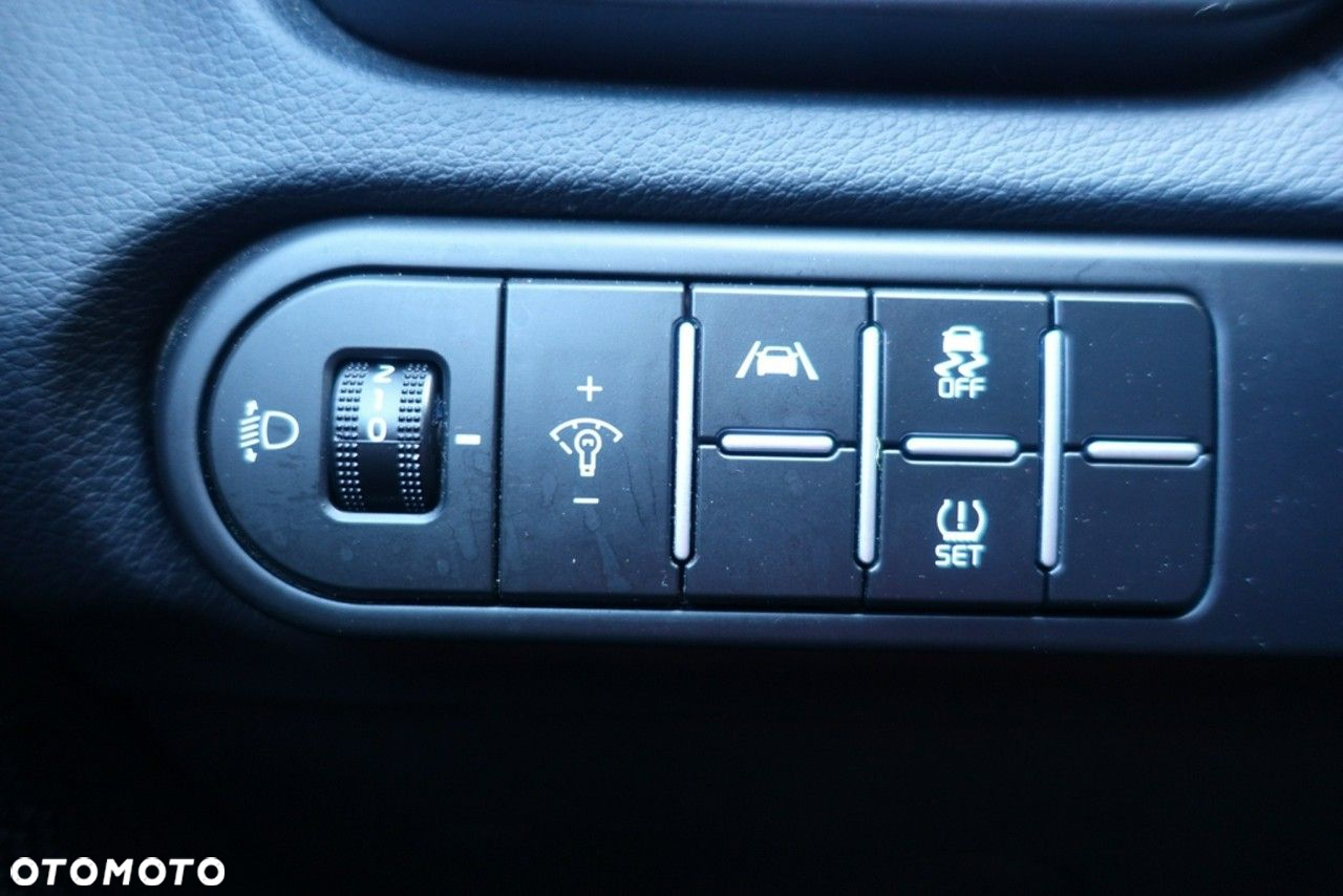 Kia Ceed - 19