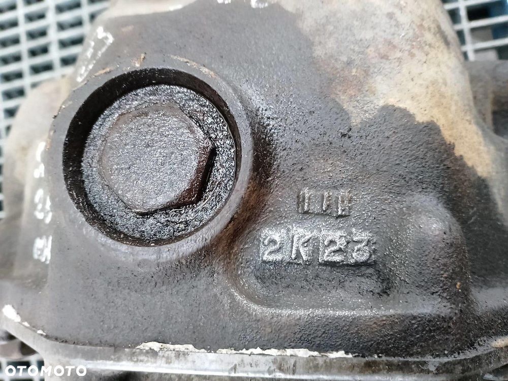 DYFERENCJAŁ PRZÓD KIA SORENTO I 2K23 2.5 CRDI - 2
