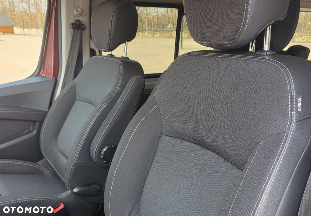 Renault Trafic - 11
