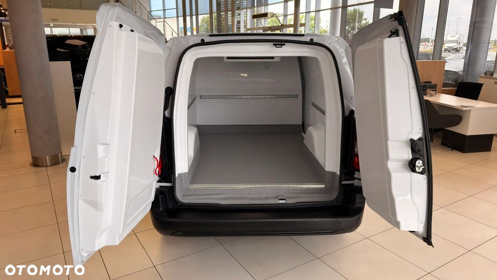 Toyota Proace City - 10