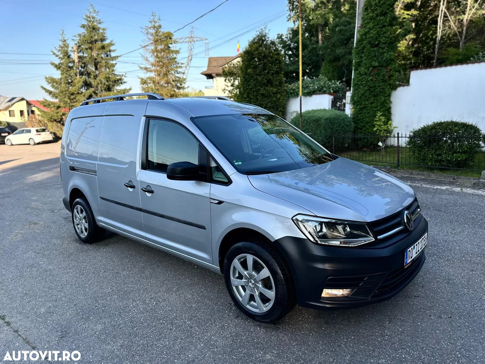 Volkswagen Caddy Maxi - 4