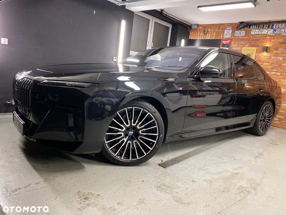 BMW Seria 7 - 25