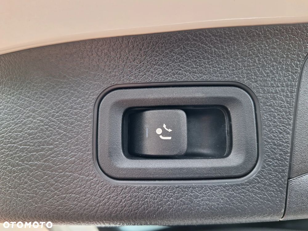 Mercedes-Benz GLA 220 d 8G-DCT AMG Line - 23