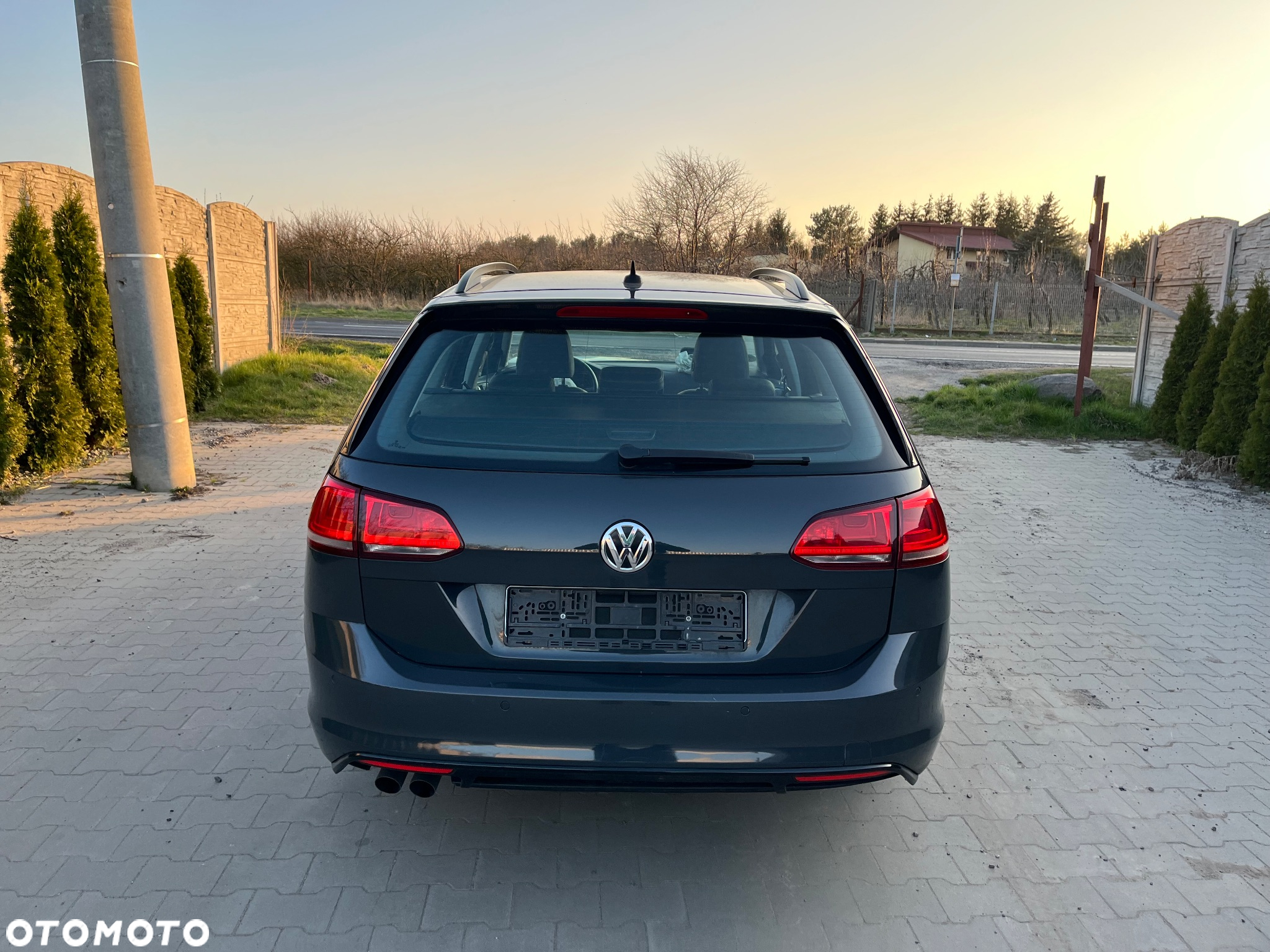 Volkswagen Golf Variant 2.0 TDI (BlueMotion Technology) Comfortline - 5