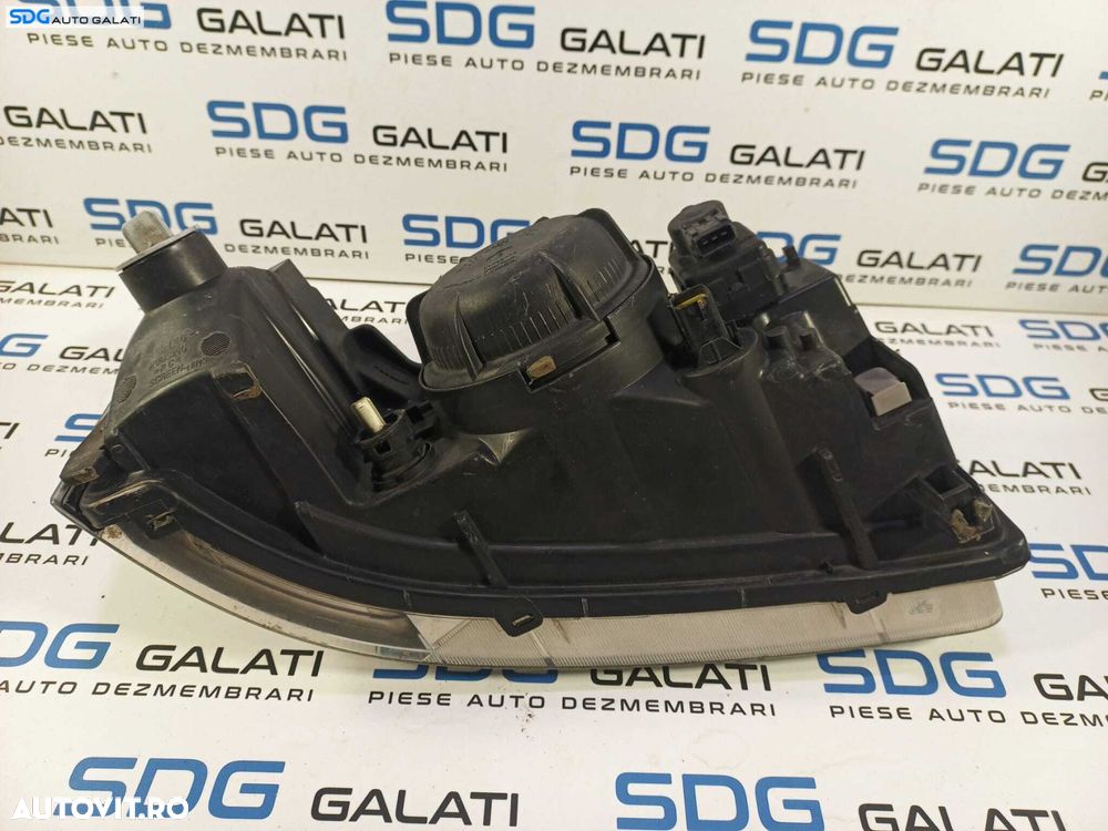 Far Stanga FARA Xenon Land Rover Freelander 1 1997 - 2004 [L1518] - 2