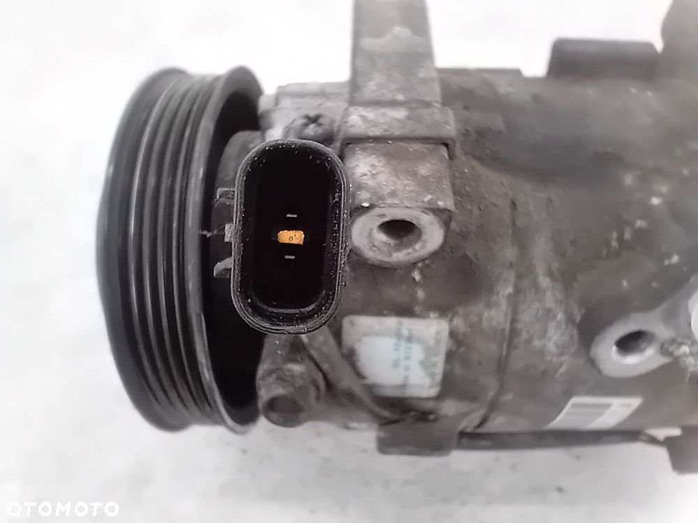 POMPA, SPRĘŻARKA KLIMATYZACJI HYUNDAI I20 II 1.2 i 16V - 5