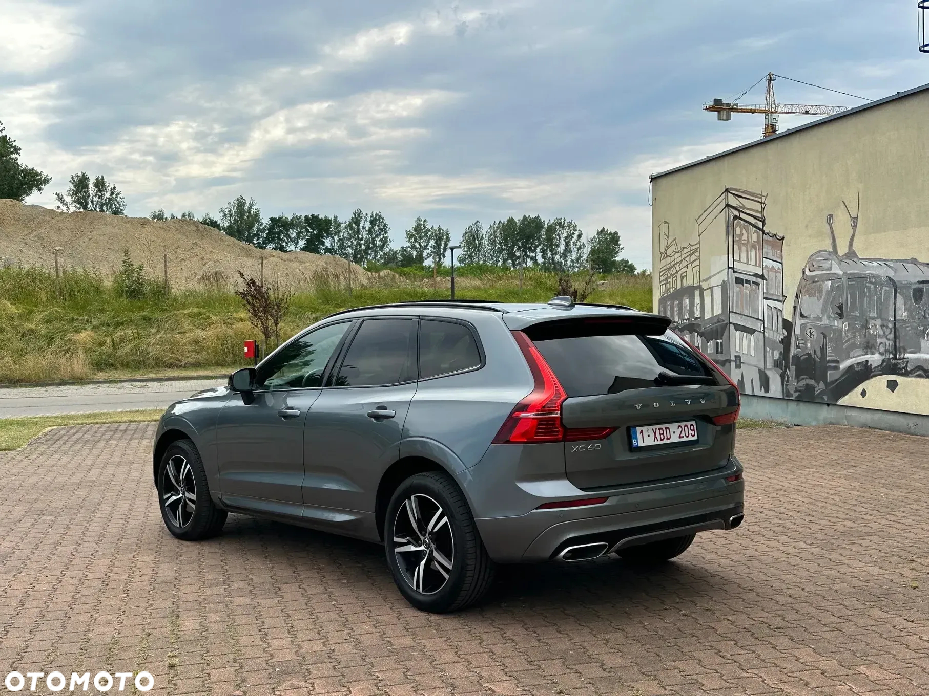 Volvo XC 60 D4 R-Design - 9