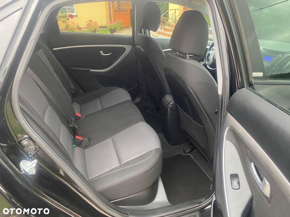 Hyundai i30 1.6 CRDi BlueDrive Premium - 15