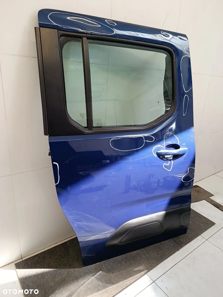 Drzwi prawe boczne przesuwne tył kompletne Berlingo Partner IV 4 - 5