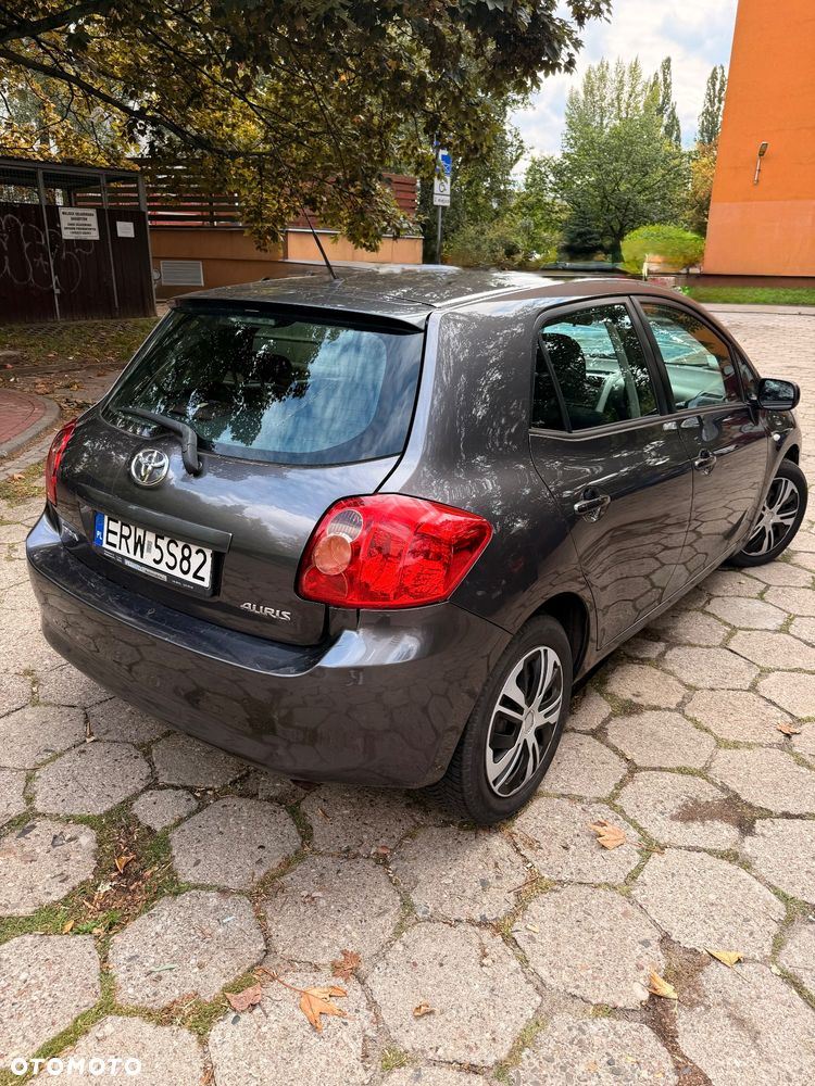 Toyota Auris 2.0 D-4D Sol - 7